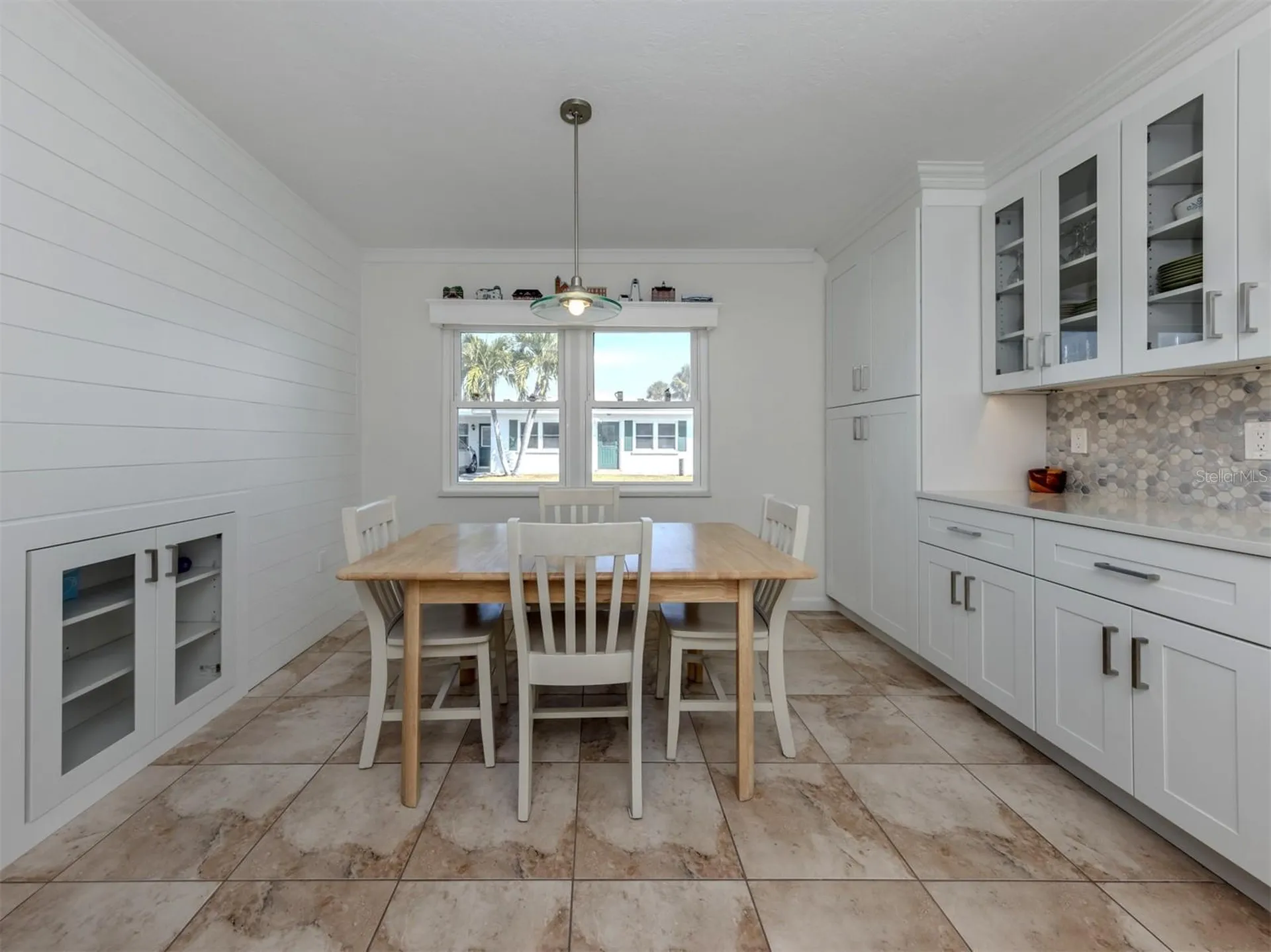 1977 Beach Road Englewood FL 34223