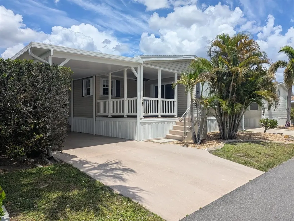 2100 Kings Highway Port Charlotte FL 33980