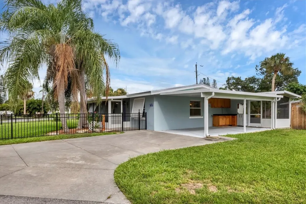 1686 Chapline Lane Sarasota FL 34231