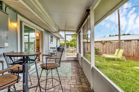 1686 Chapline Lane Sarasota FL 34231