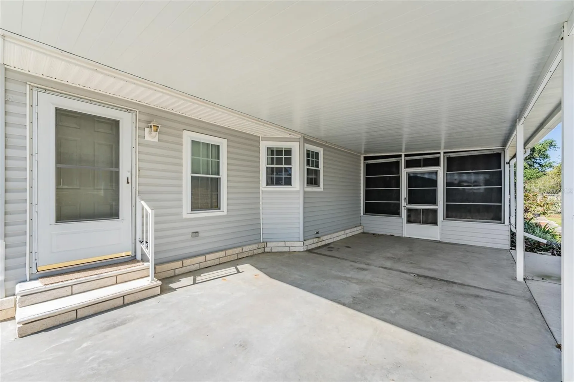 37422 Neukom Avenue Zephyrhills FL 33541