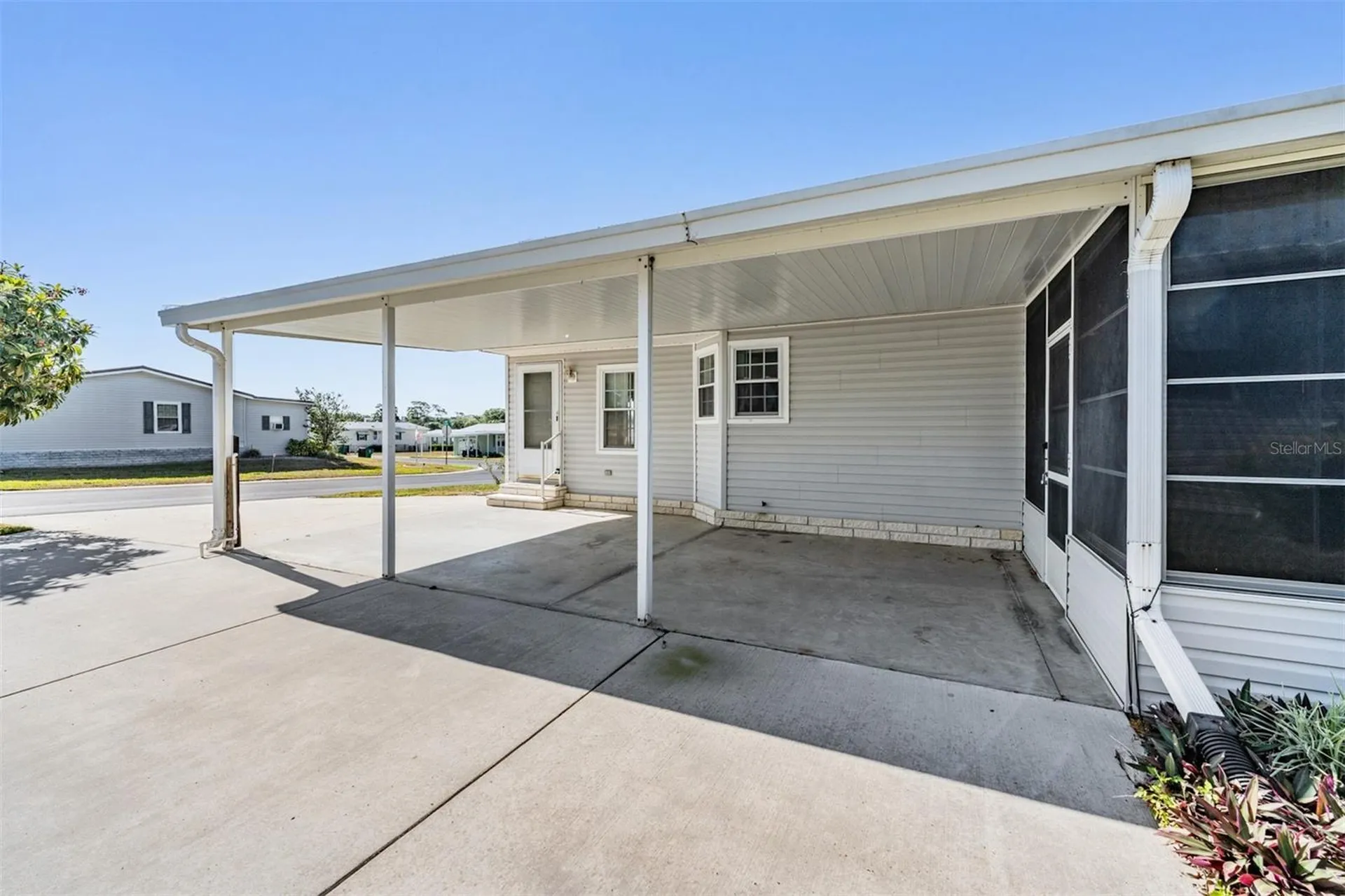 37422 Neukom Avenue Zephyrhills FL 33541