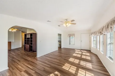 37422 Neukom Avenue Zephyrhills FL 33541