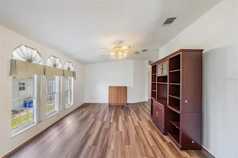 37422 Neukom Avenue Zephyrhills FL 33541