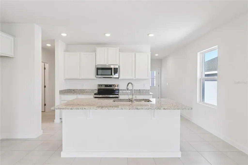 1925 Diamond Head Circle Haines City FL 33844