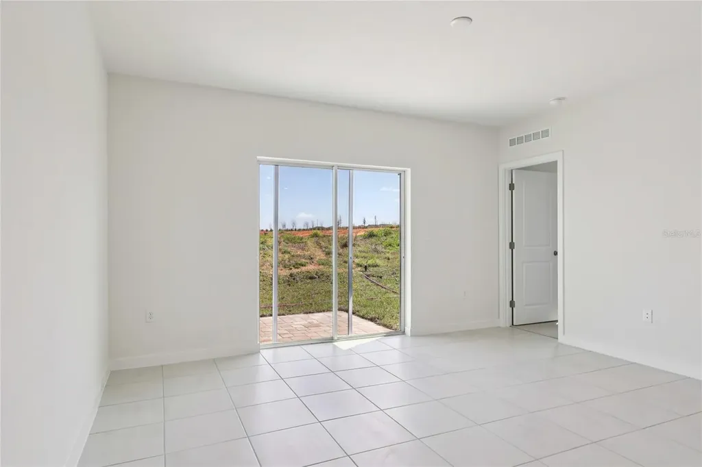 1925 Diamond Head Circle Haines City FL 33844