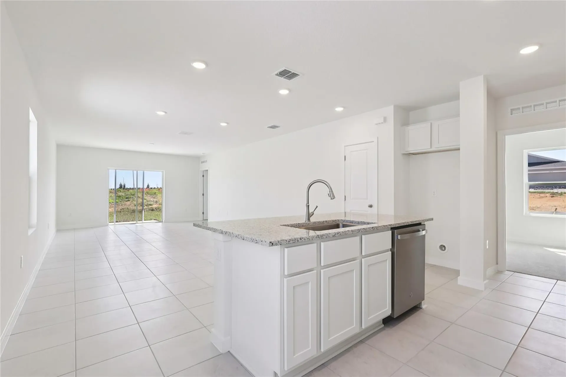 1925 Diamond Head Circle Haines City FL 33844