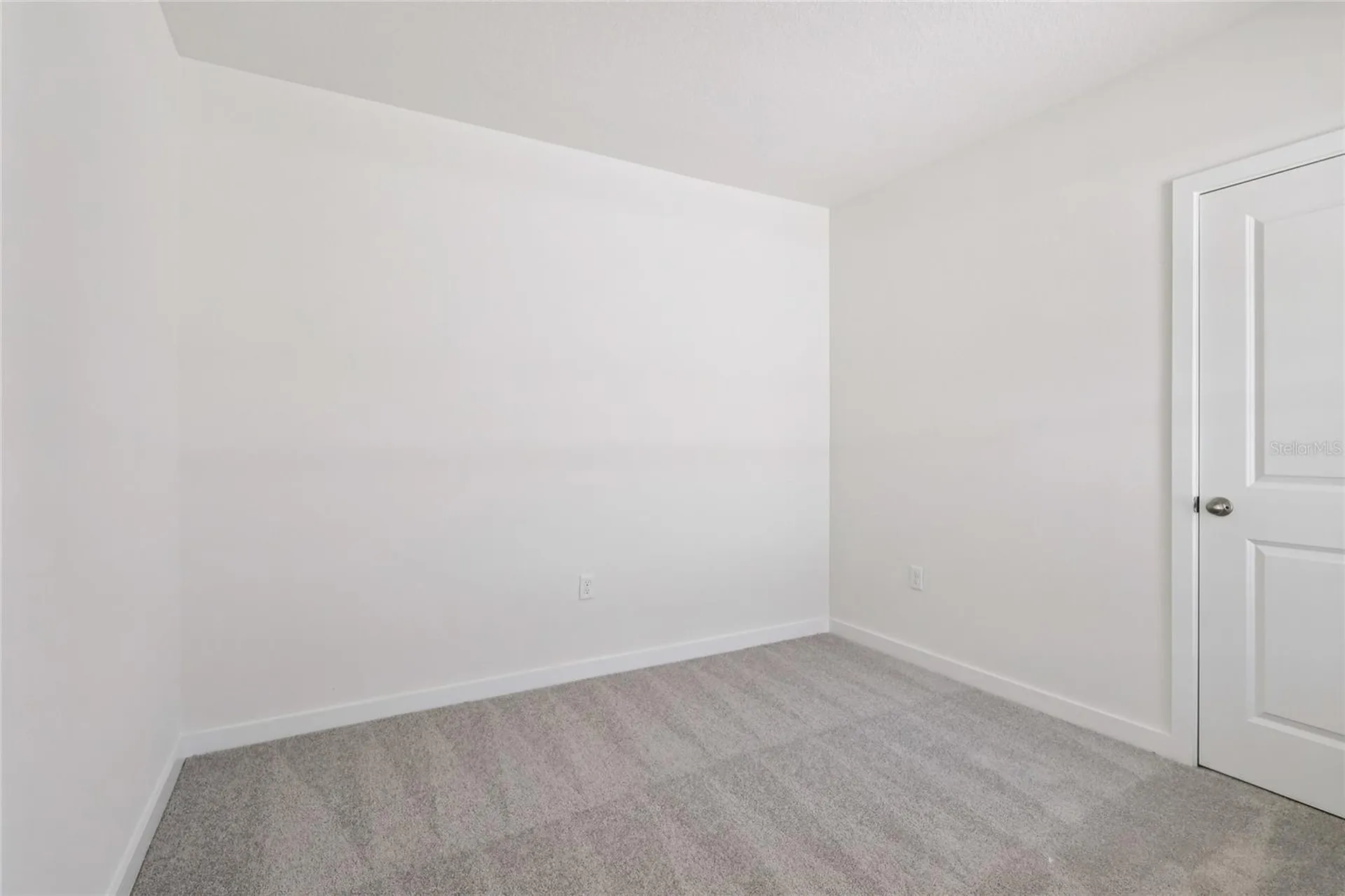 1925 Diamond Head Circle Haines City FL 33844