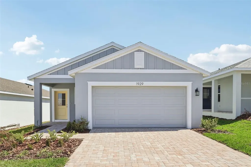 1929 Diamond Head Circle Haines City FL 33844