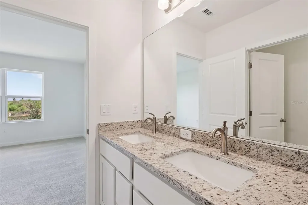 1929 Diamond Head Circle Haines City FL 33844