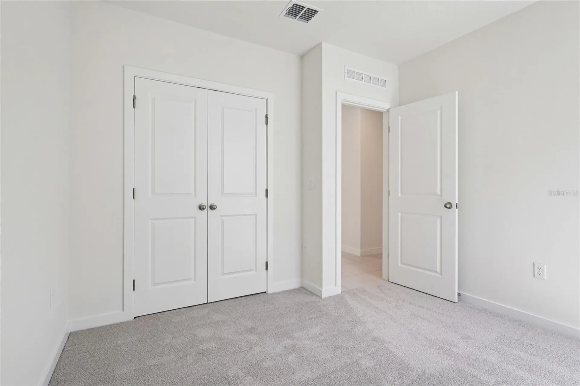 1929 Diamond Head Circle Haines City FL 33844