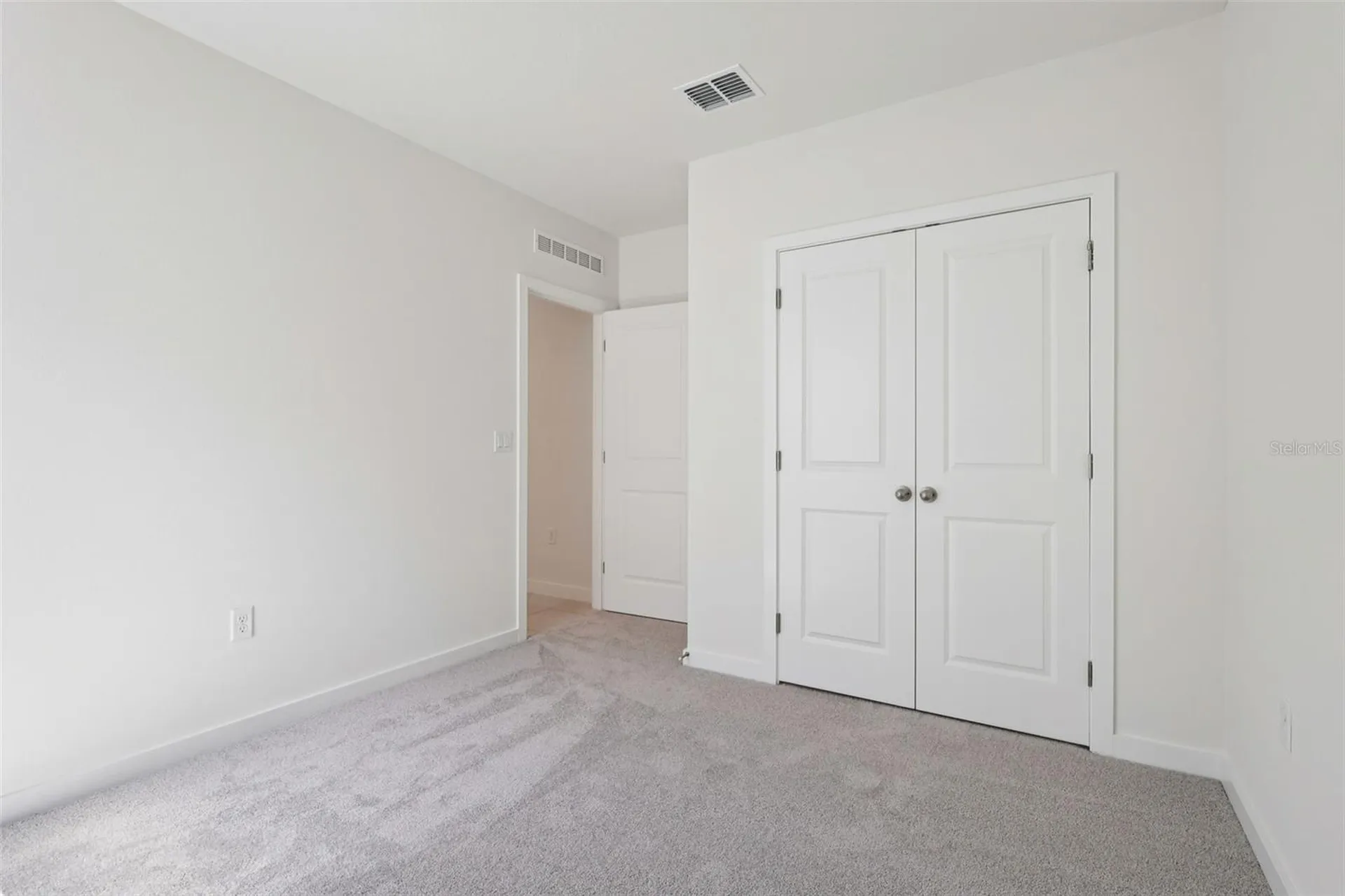 1929 Diamond Head Circle Haines City FL 33844