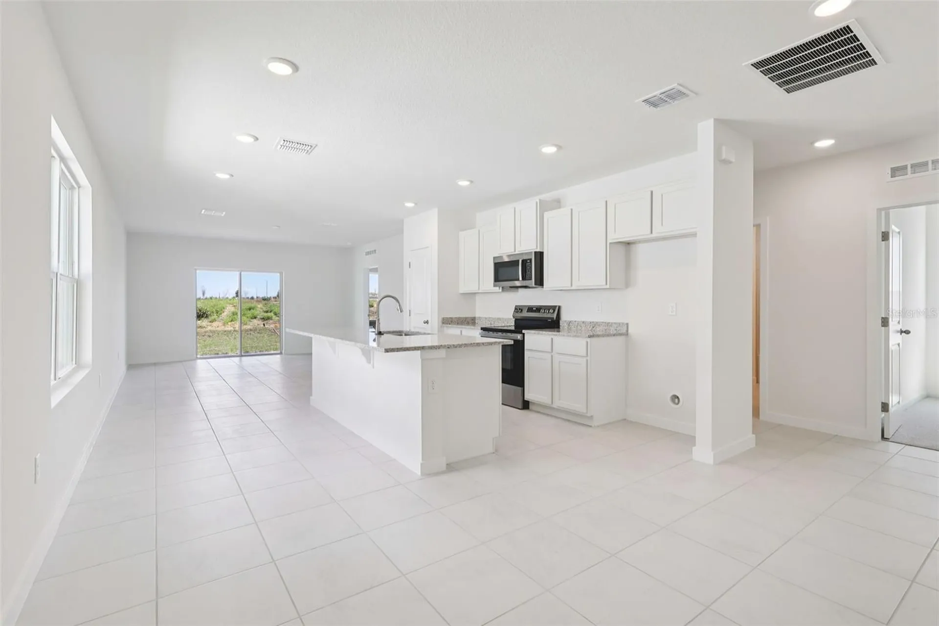 1929 Diamond Head Circle Haines City FL 33844