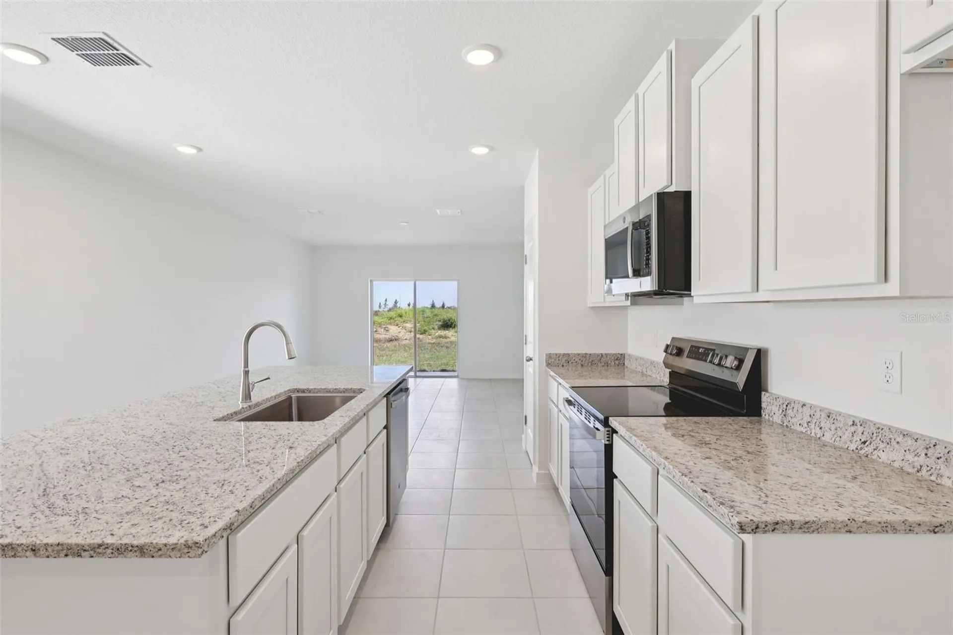 1929 Diamond Head Circle Haines City FL 33844