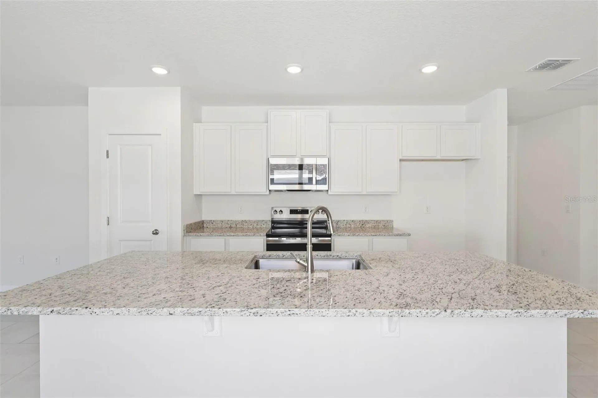 1929 Diamond Head Circle Haines City FL 33844