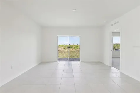 1929 Diamond Head Circle Haines City FL 33844