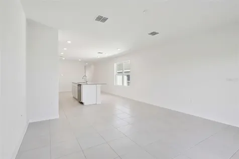 1929 Diamond Head Circle Haines City FL 33844
