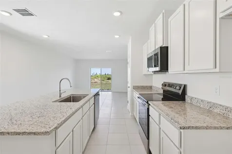 1929 Diamond Head Circle Haines City FL 33844