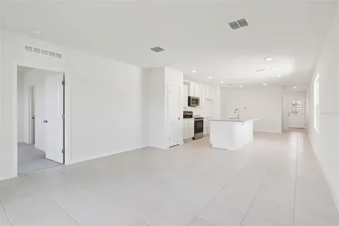 1929 Diamond Head Circle Haines City FL 33844