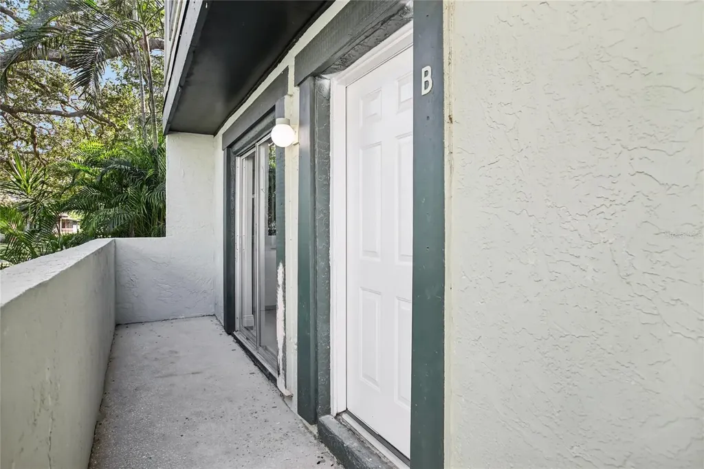 2906 Lichen Lane Clearwater FL 33760
