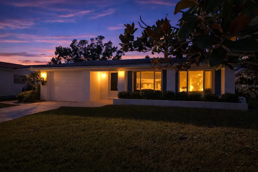 9306 42nd Street N Pinellas Park FL 33782
