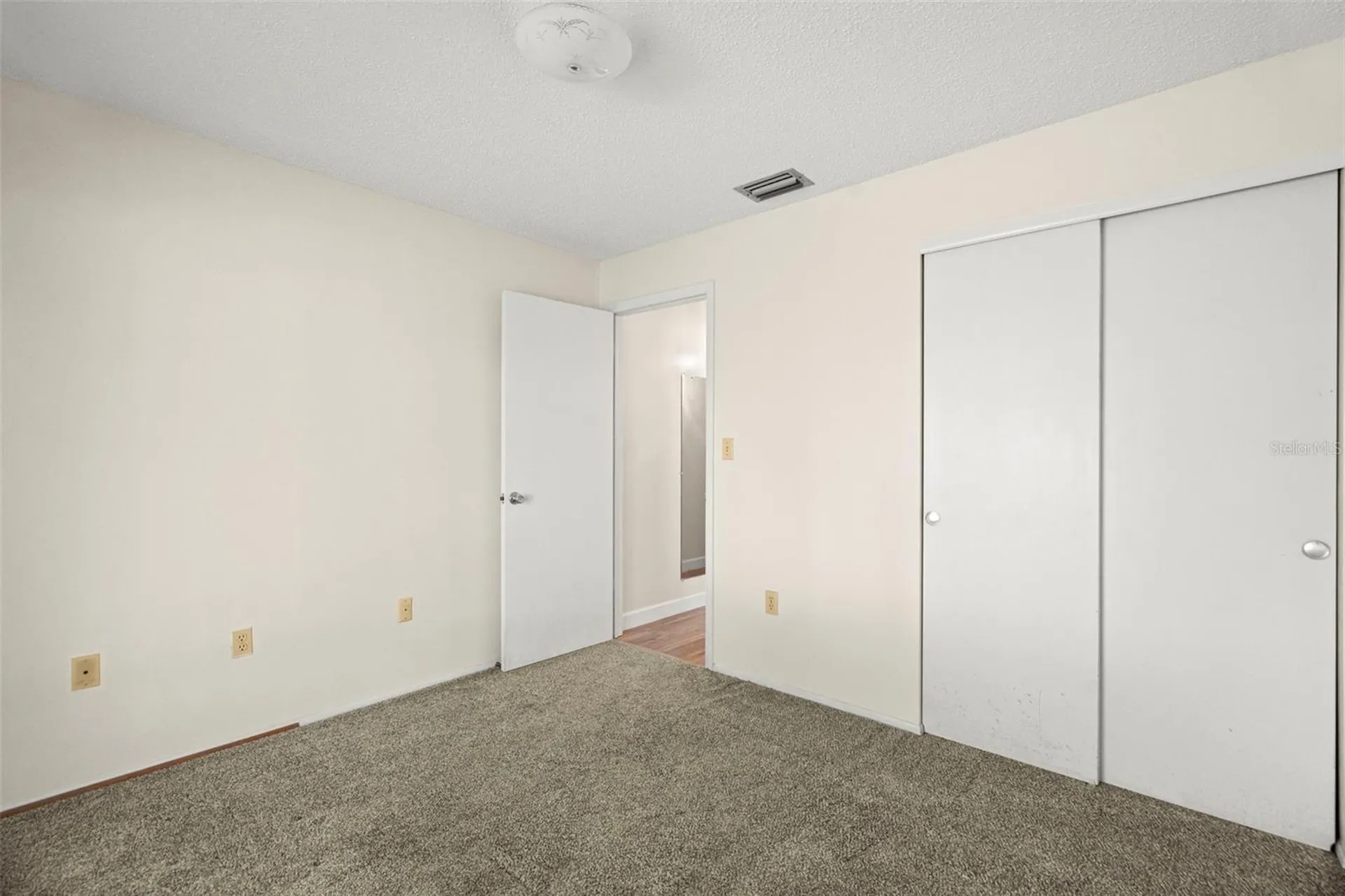 9306 42nd Street N Pinellas Park FL 33782