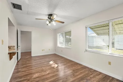 9306 42nd Street N Pinellas Park FL 33782