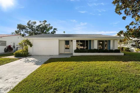 9306 42nd Street N Pinellas Park FL 33782