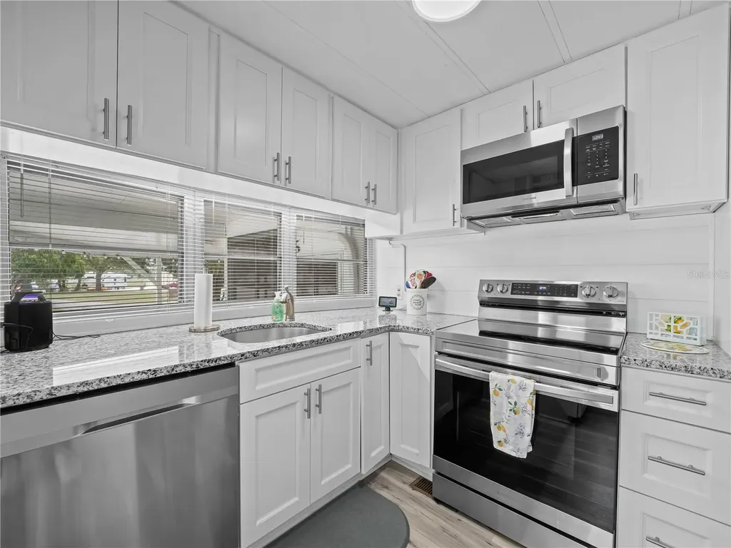 36 Saddlebag Trail S Lake Wales FL 33898