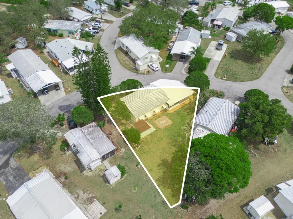 36 Saddlebag Trail S Lake Wales FL 33898