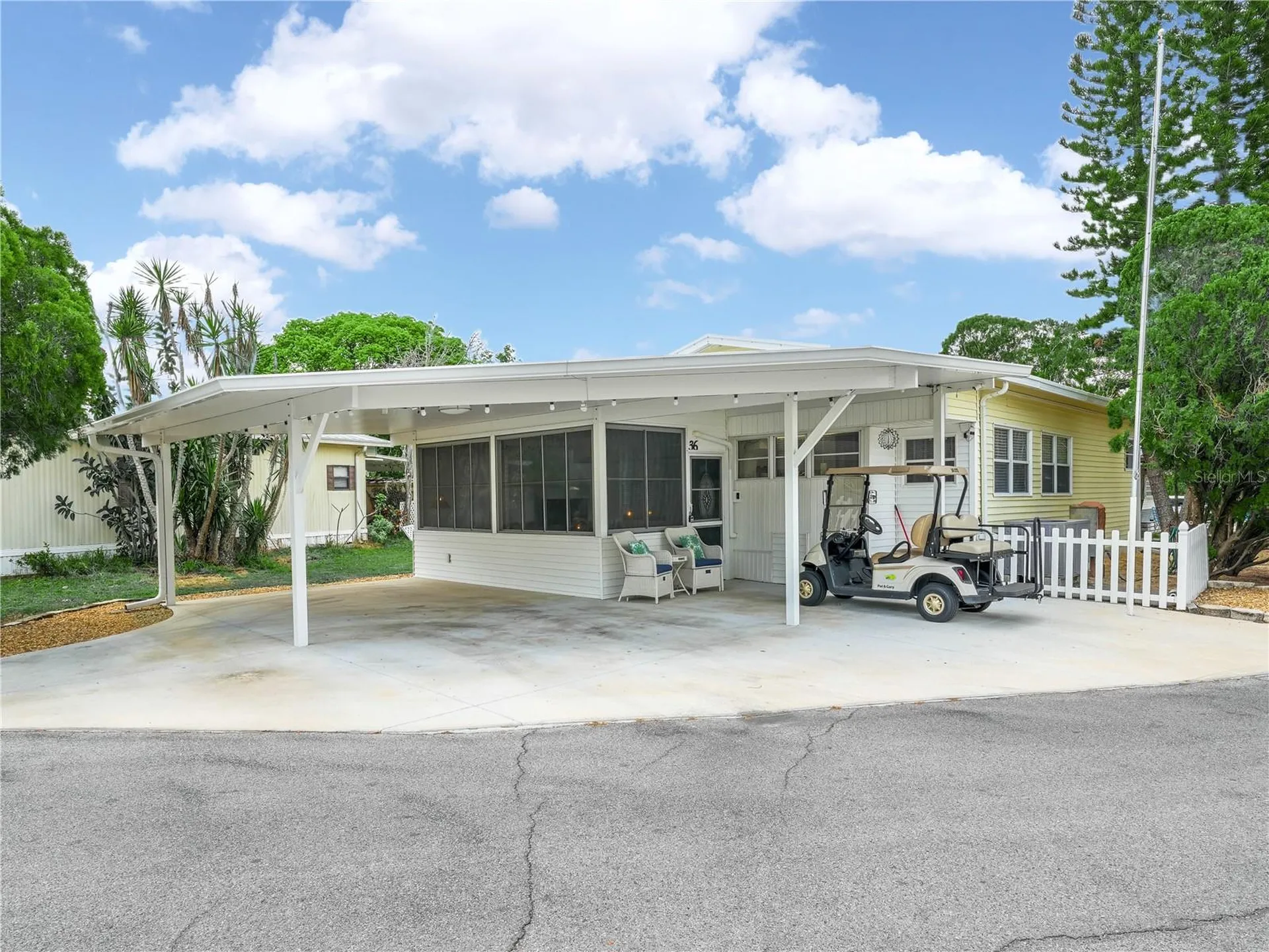 36 Saddlebag Trail S Lake Wales FL 33898