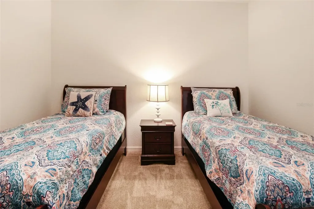 5517 Palmer Circle Bradenton FL 34211