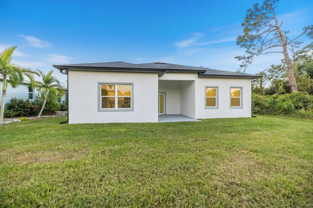 482 Sunset Road N Rotonda West FL 33947