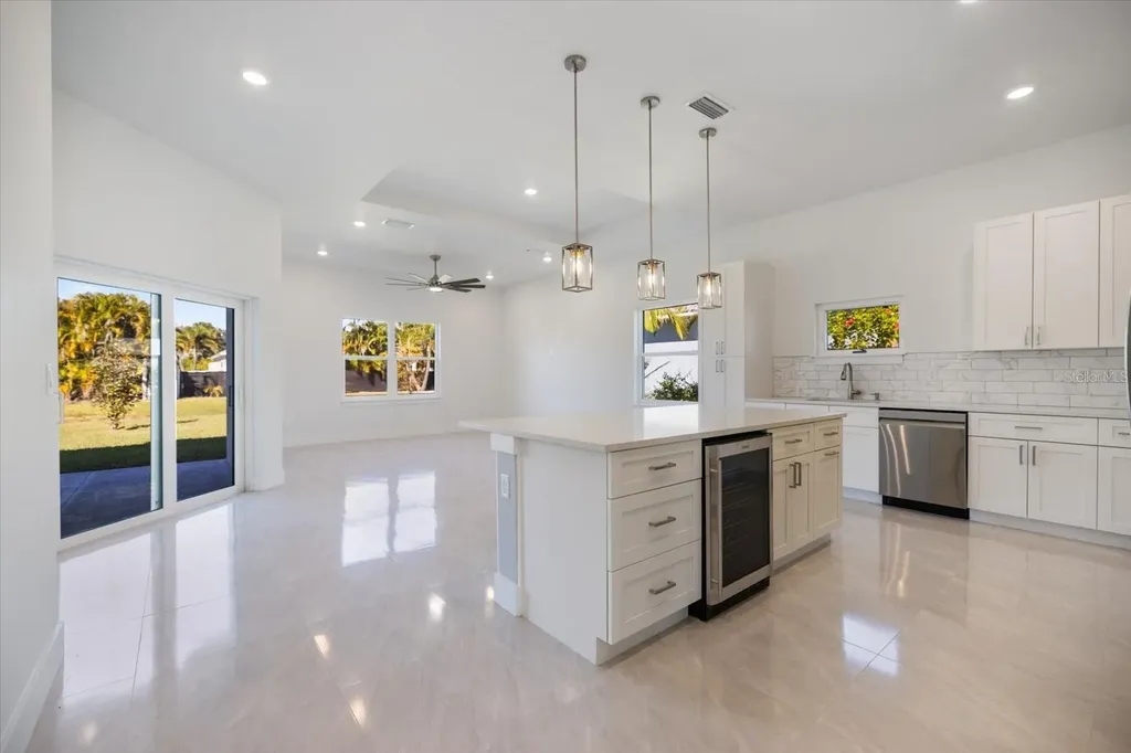 482 Sunset Road N Rotonda West FL 33947
