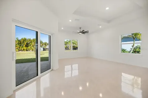 482 Sunset Road N Rotonda West FL 33947