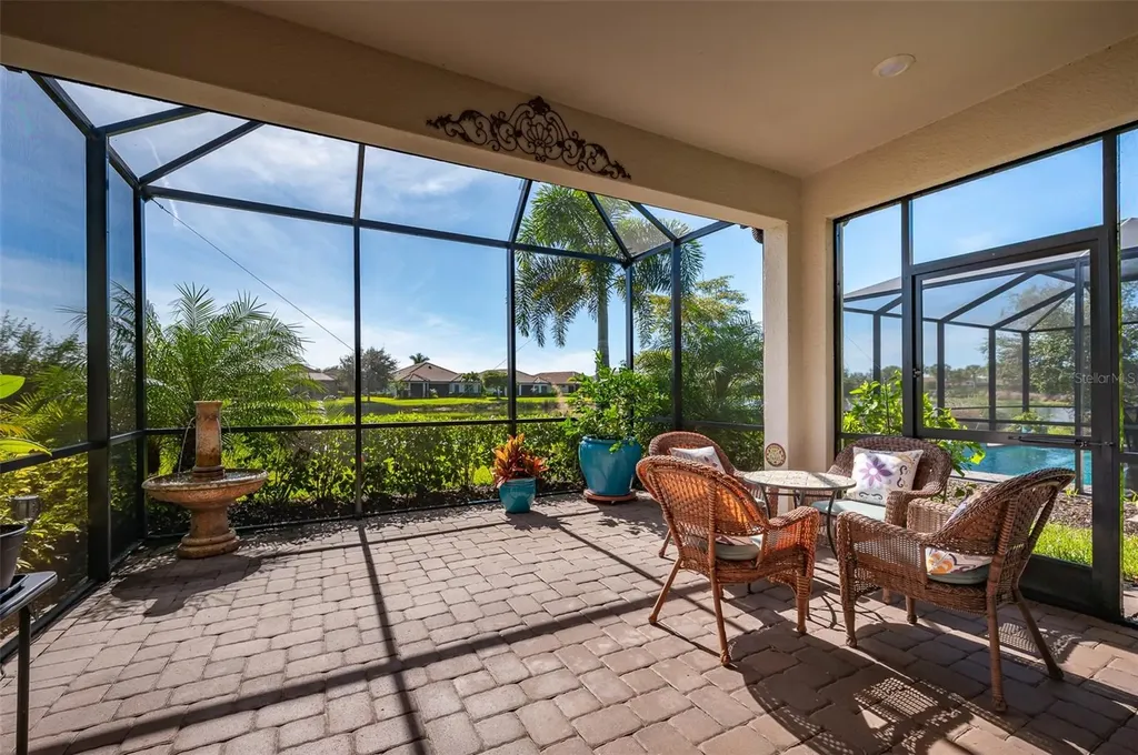 5451 Lago Maggio Street Sarasota FL 34238