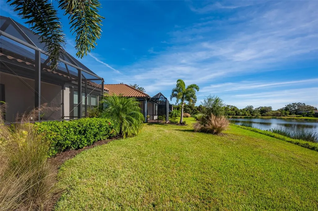 5451 Lago Maggio Street Sarasota FL 34238
