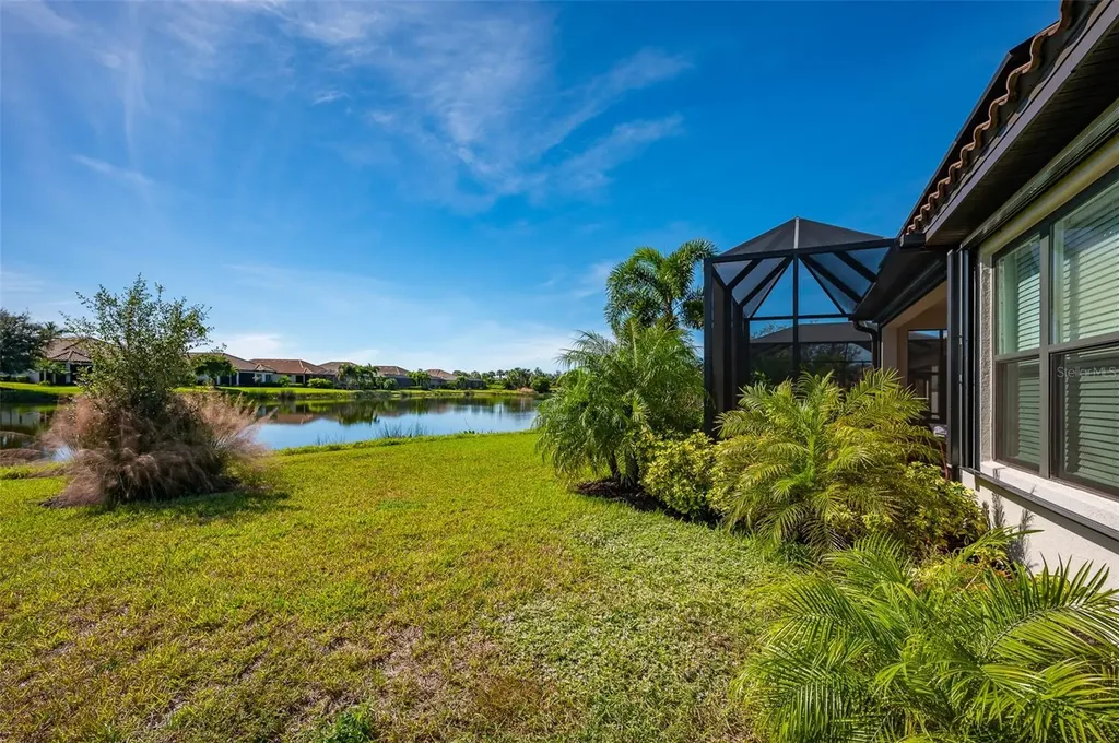 5451 Lago Maggio Street Sarasota FL 34238