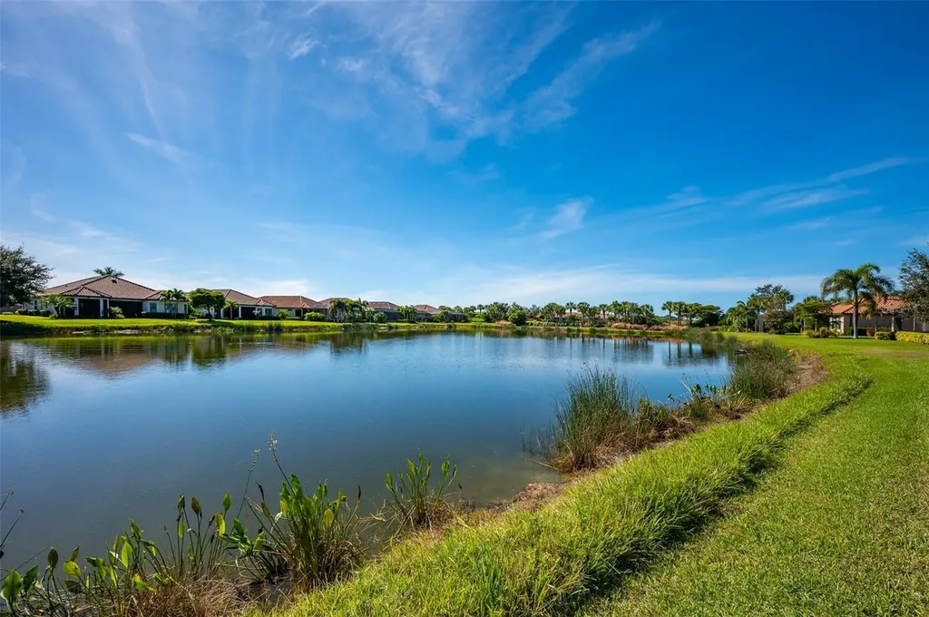 5451 Lago Maggio Street Sarasota FL 34238