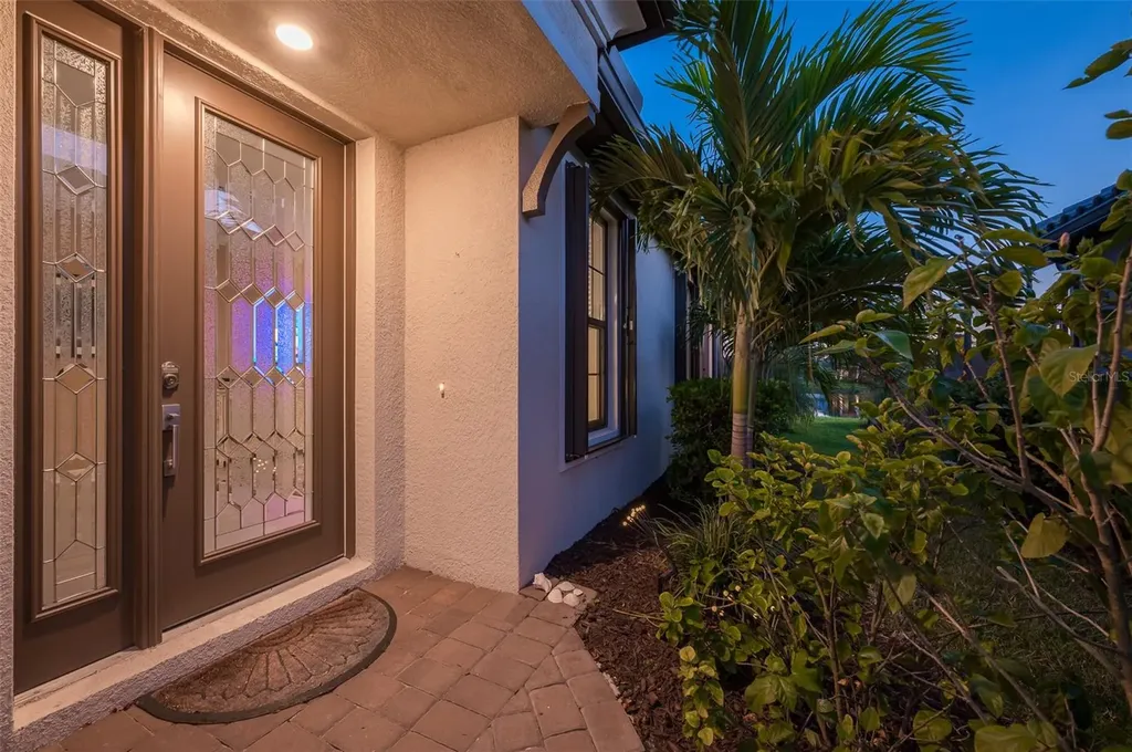 5451 Lago Maggio Street Sarasota FL 34238