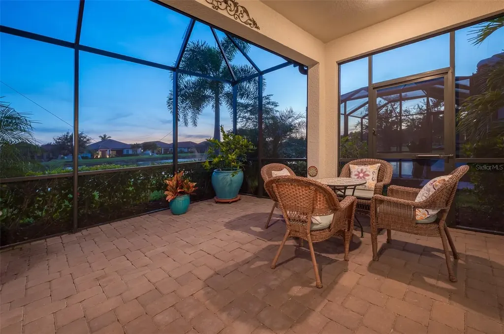 5451 Lago Maggio Street Sarasota FL 34238