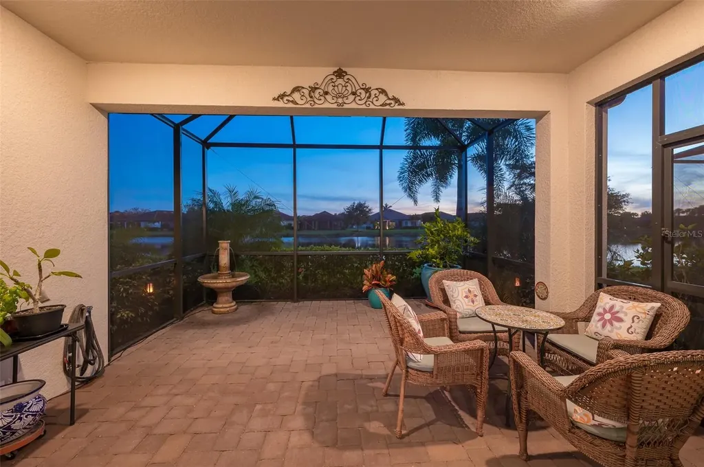 5451 Lago Maggio Street Sarasota FL 34238