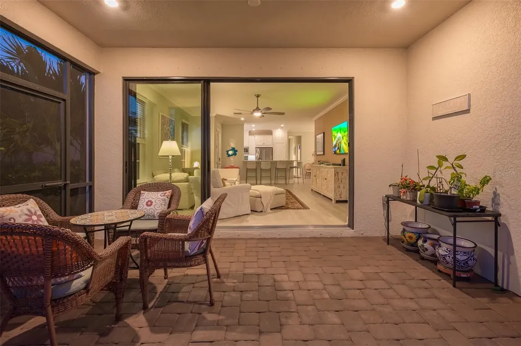 5451 Lago Maggio Street Sarasota FL 34238