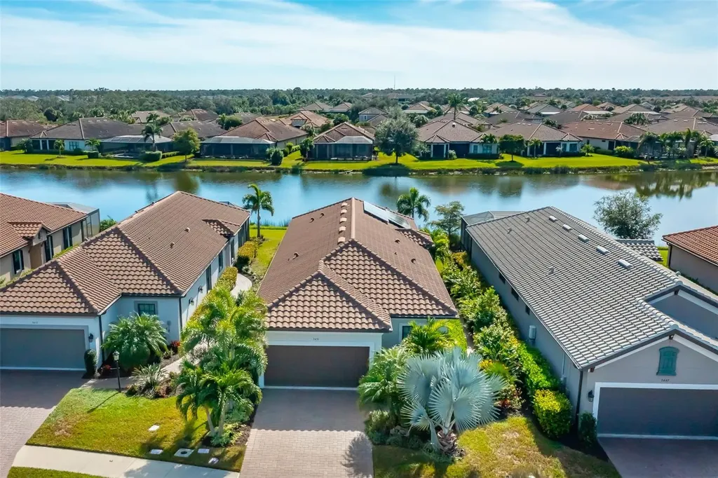 5451 Lago Maggio Street Sarasota FL 34238