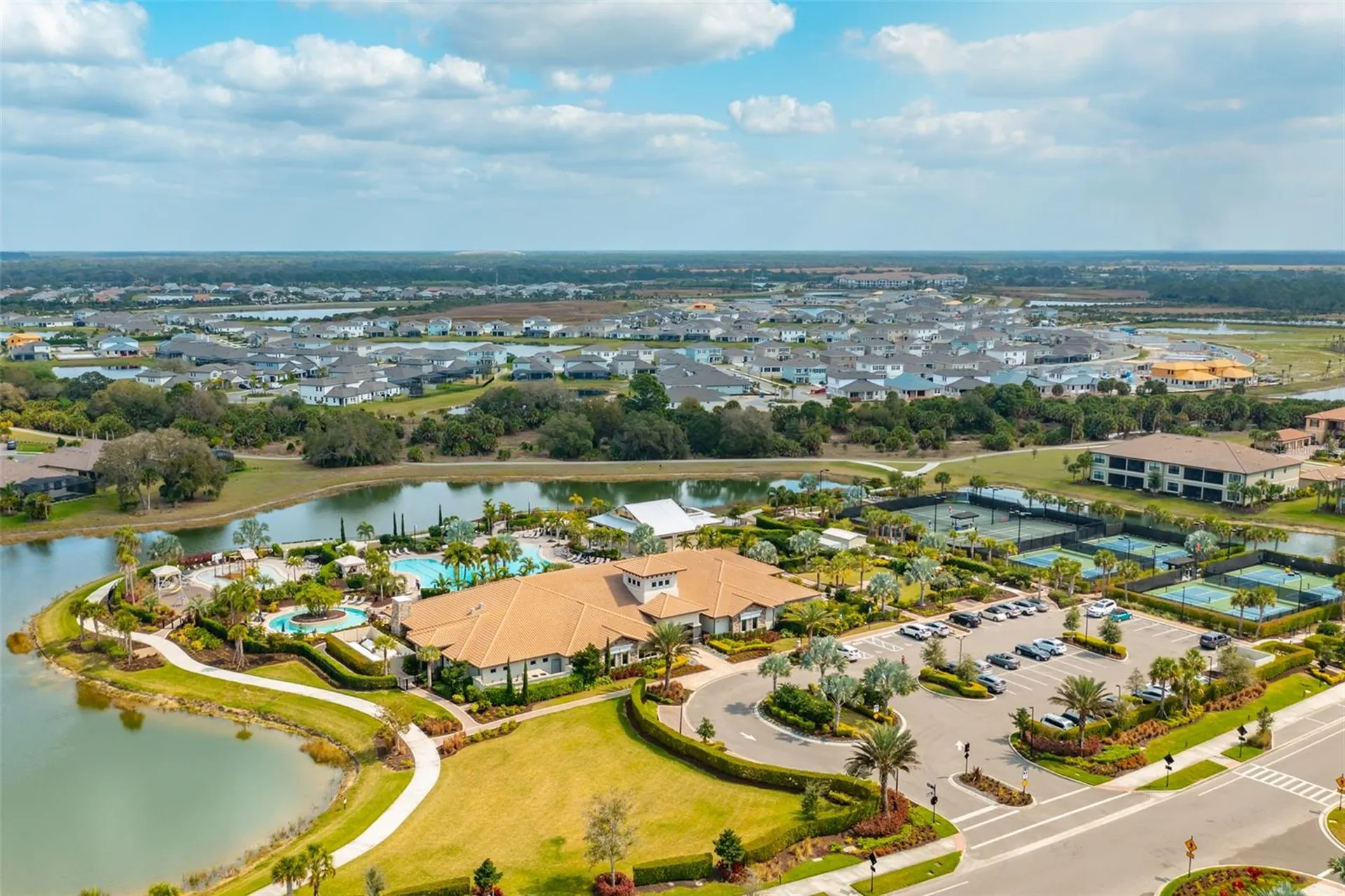 5451 Lago Maggio Street Sarasota FL 34238