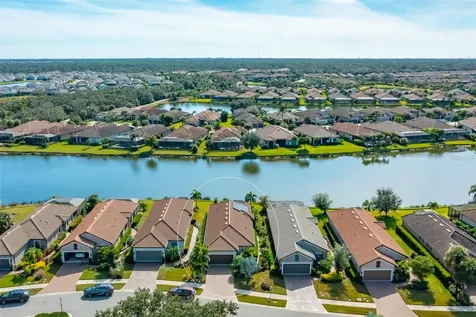 5451 Lago Maggio Street Sarasota FL 34238