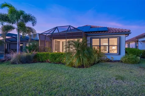 5451 Lago Maggio Street Sarasota FL 34238