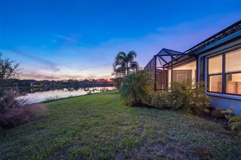 5451 Lago Maggio Street Sarasota FL 34238