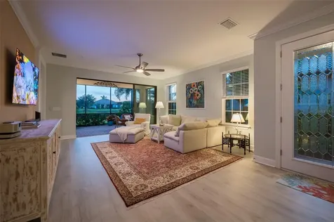 5451 Lago Maggio Street Sarasota FL 34238