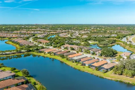 5451 Lago Maggio Street Sarasota FL 34238